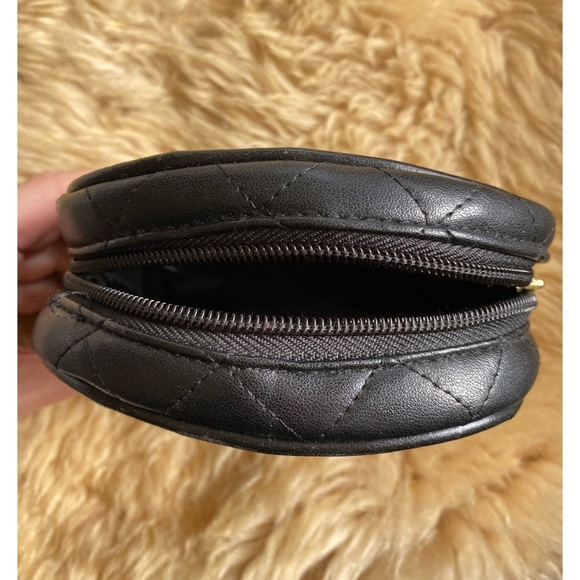 🎉HP🎉 NWT 4-Piece Makeup Set with Makeup Bag - Picture 10 of 11